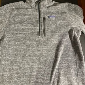 Patagonia Grey quarter zip